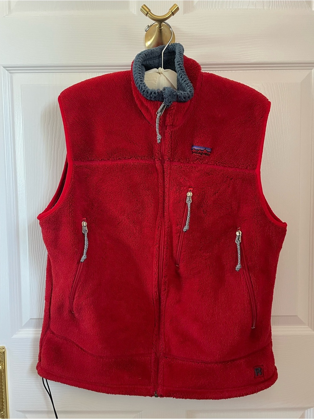Patagonia Men’s Red and Grey Large Fleece Vest with Grey Collar